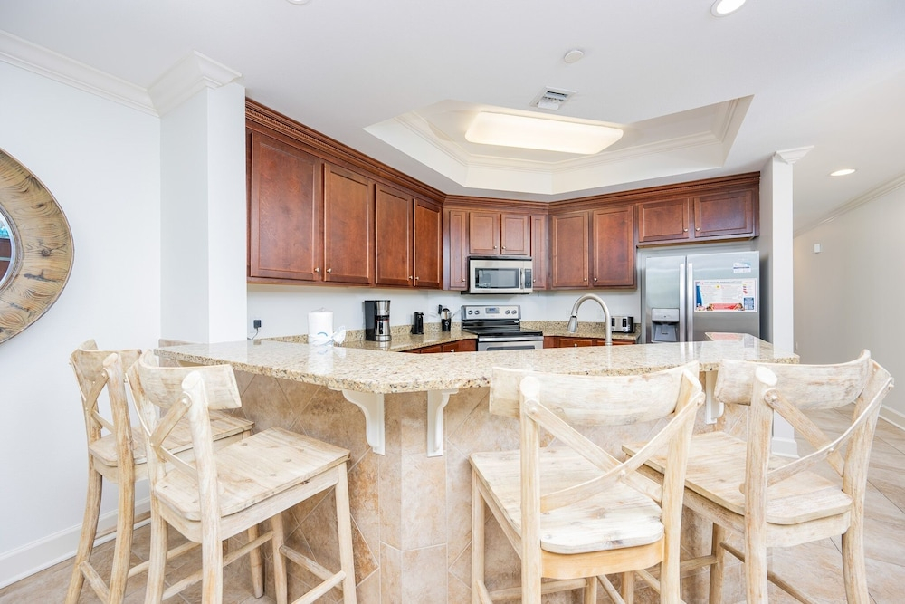 The Oasis 2015 Formerly Phoenix West Ii 2015 3 Bedroom Condo