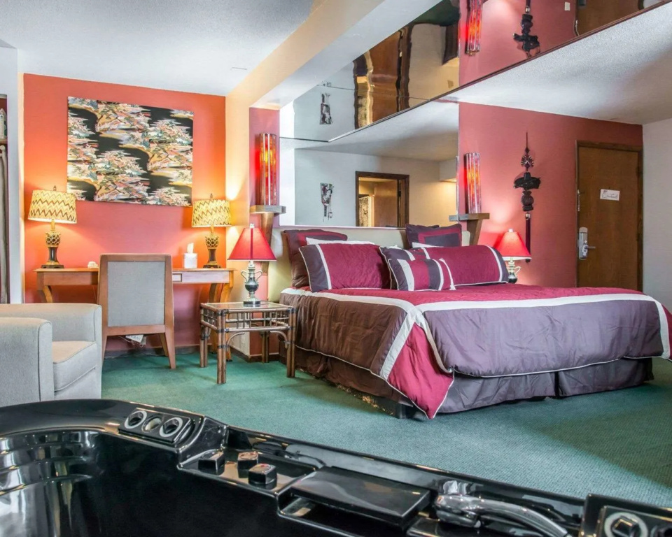 Regency Inn And Suites