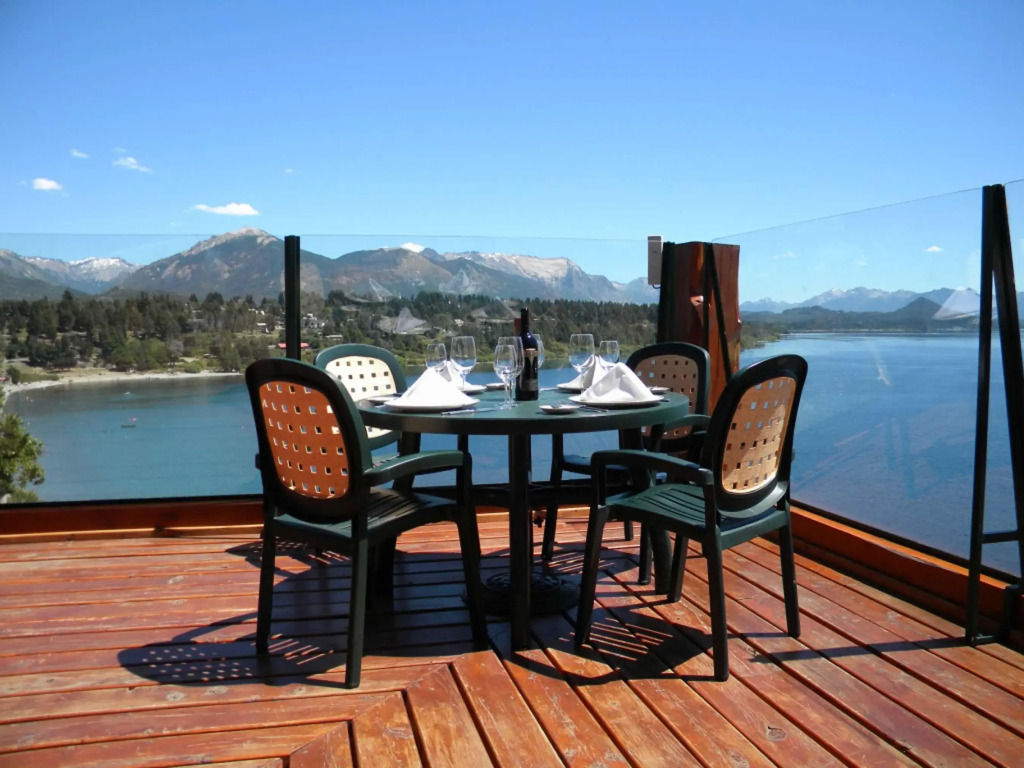 Charming Residences & Suites with Private Spa