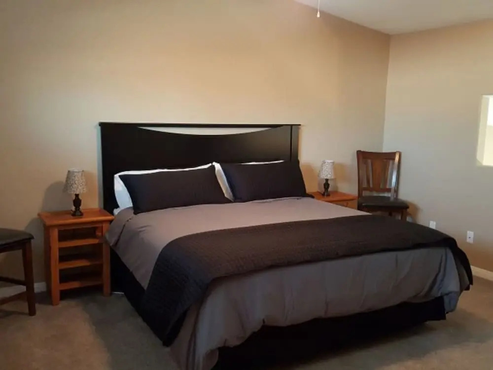 Marla And Larry Stevens 3 Bedroom Condo