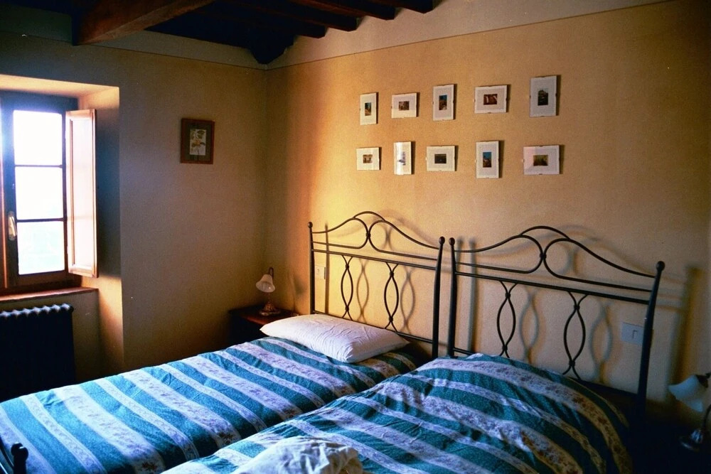 4-bed, Sleeps 8, Pets, Free Parking