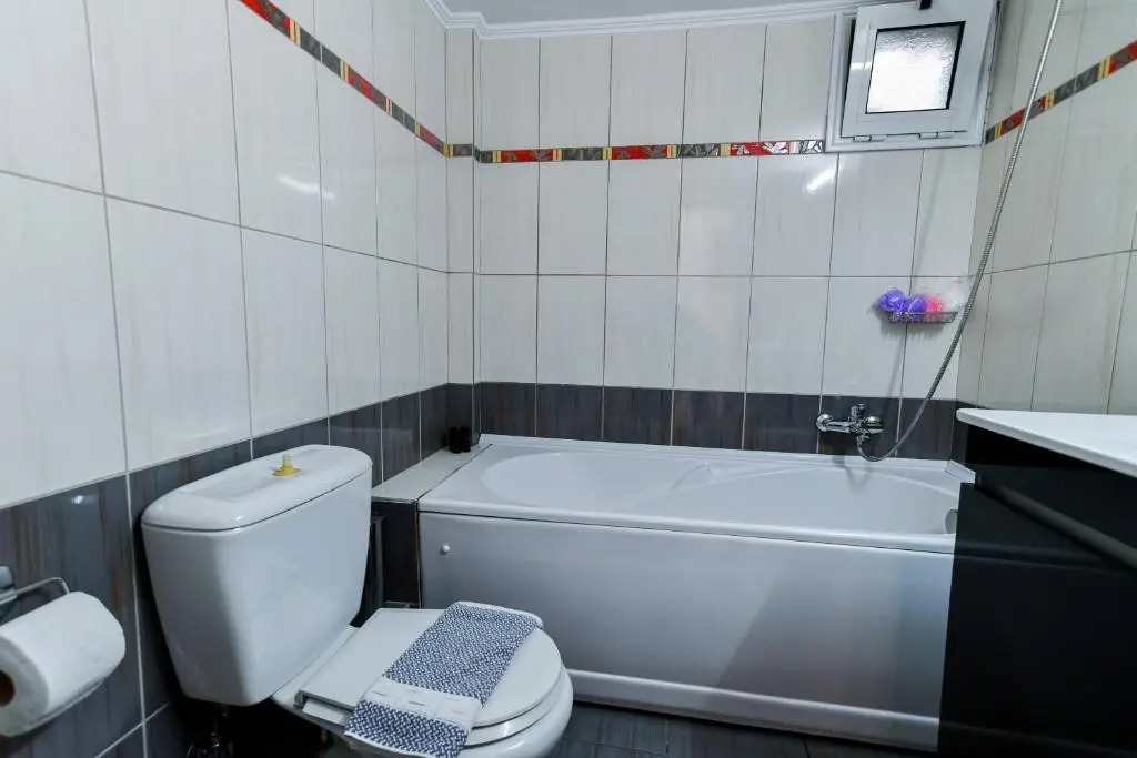Friendly Flat 1