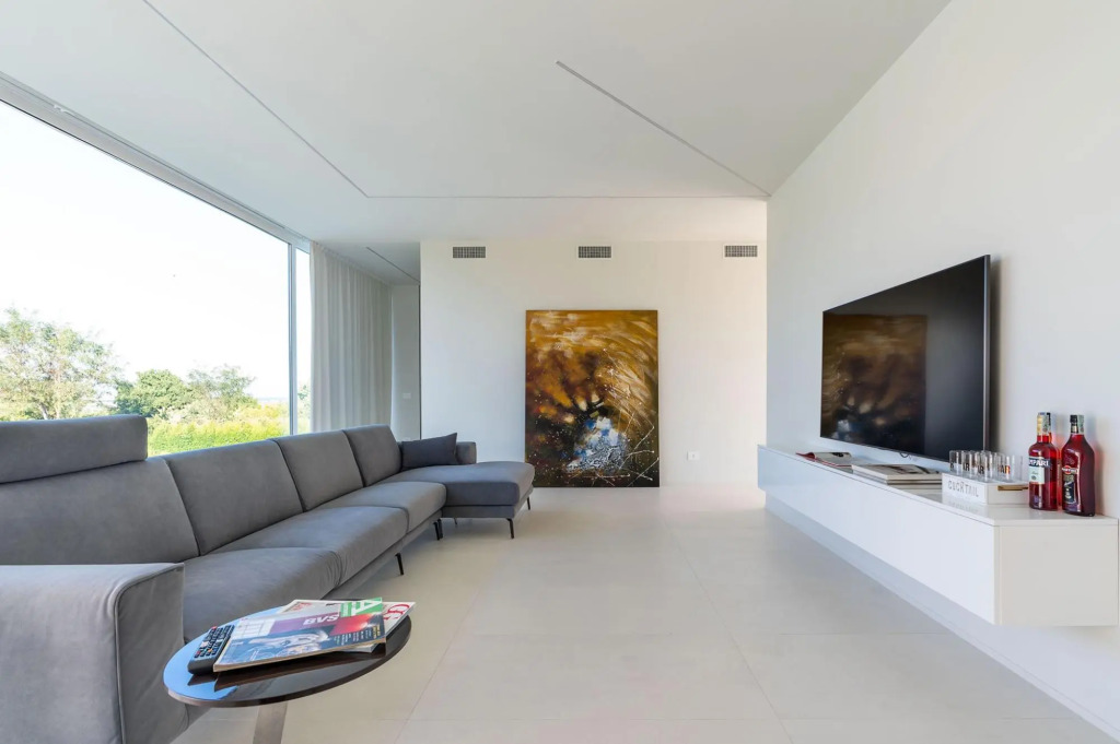 Luxury Villa near Taormina. Pool, gym and welness area.-VILLA CONTEMPORANEA