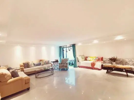 Xiaoyin Qichi Art Hostel