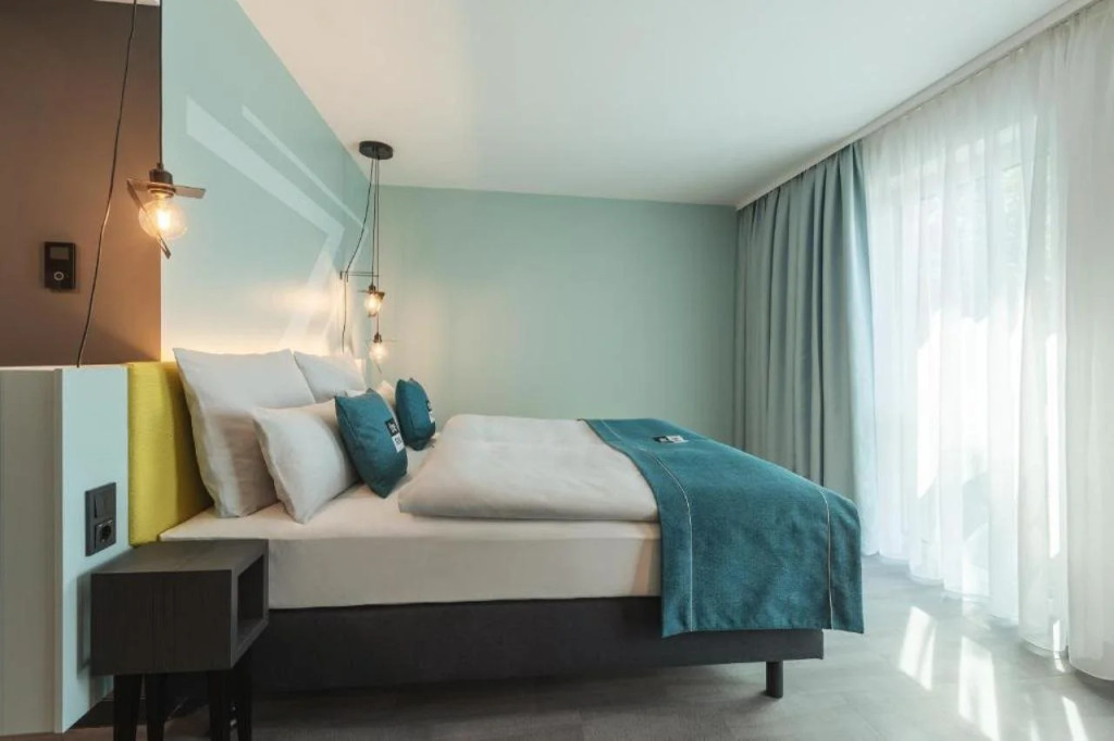 Holiday Inn - the niu, Seven Dusseldorf Ost by IHG