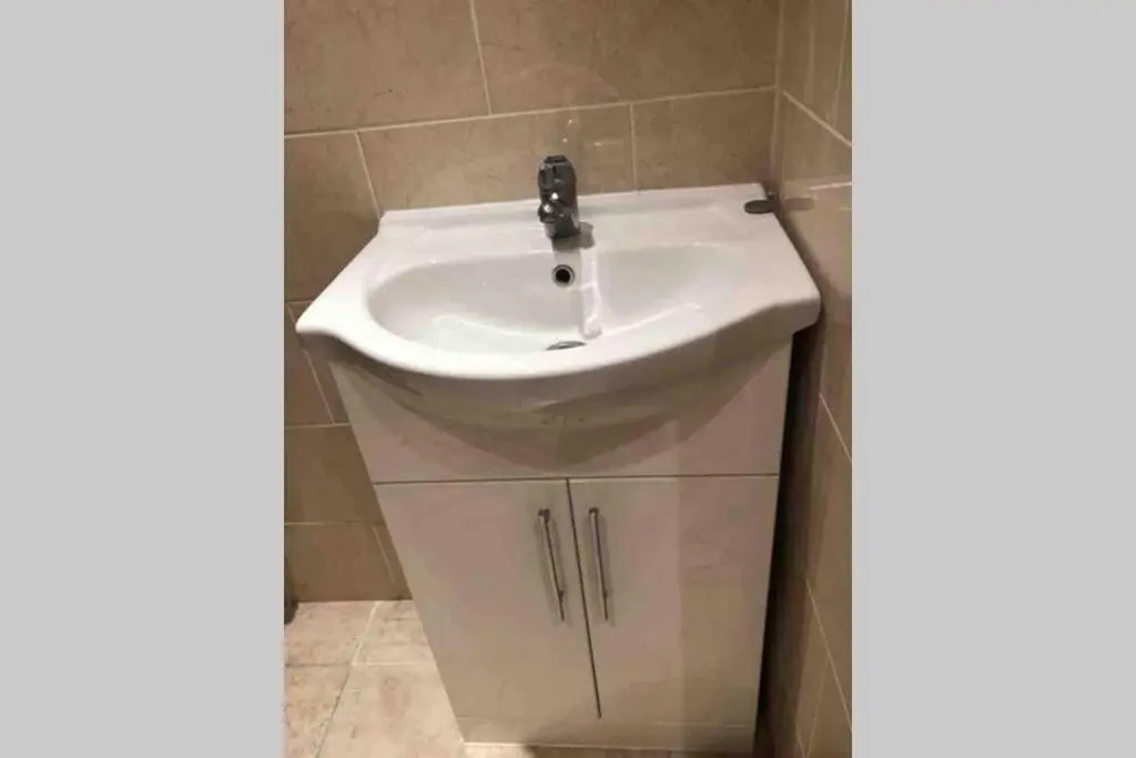 F3 Cosy Single Room (Sandycroft Guest House)