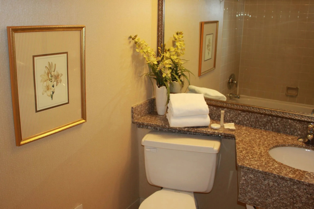 Confederation Place Hotel