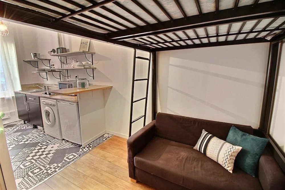 Pretty Studio in 300m of Perrache, Near Confluence