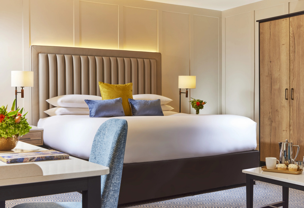 Westport Coast Hotel