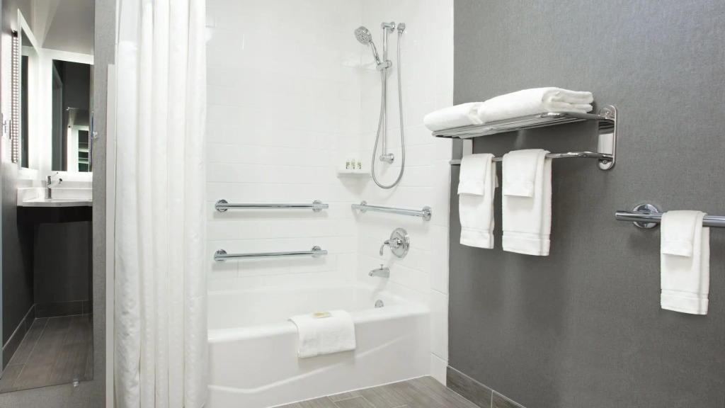 Holiday Inn Weirton-Steubenville Area