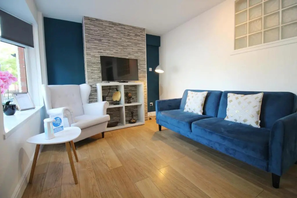 Anjore House - Modern Serviced Apartment in Belfast