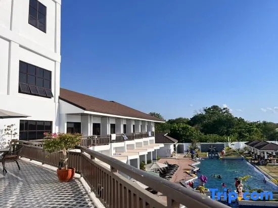 NSCC Stella Maris Hotel & Convention Center