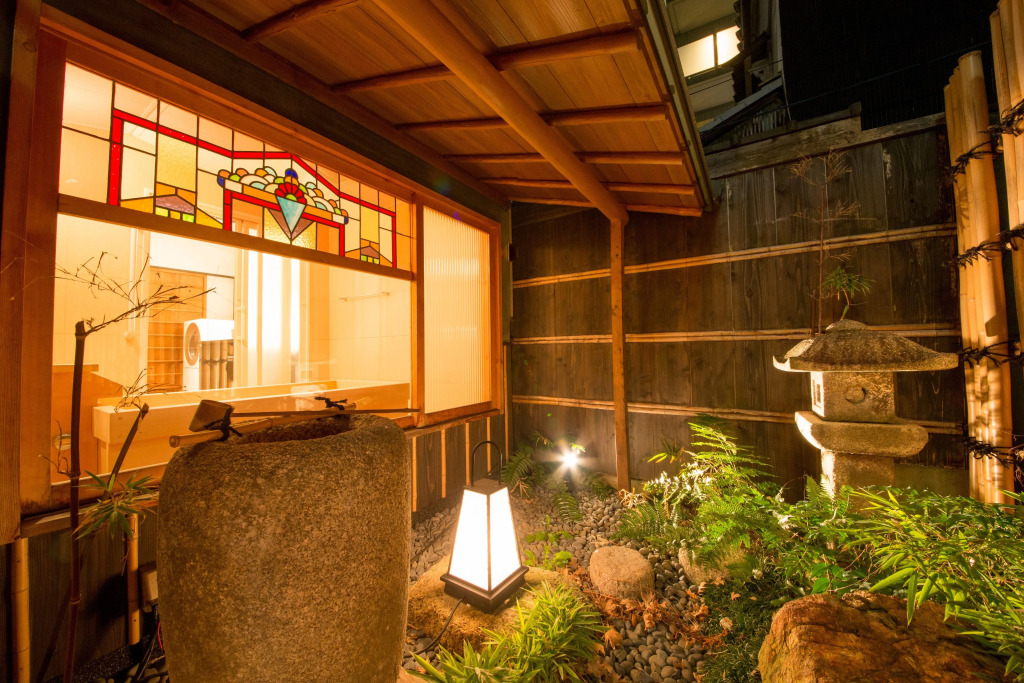 Le Machiya Rokkaku Suite