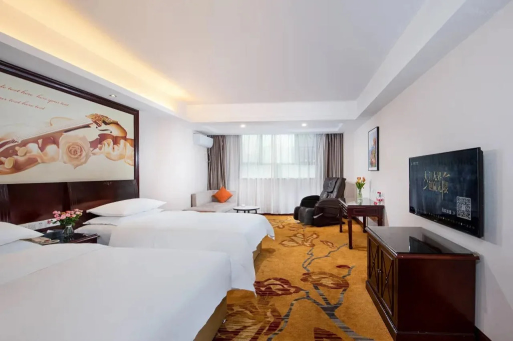 Vienna Hotel Shenzhen Shajing Zhongxin Road