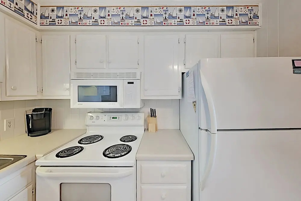 02gapabe 2 Bedroom Condo