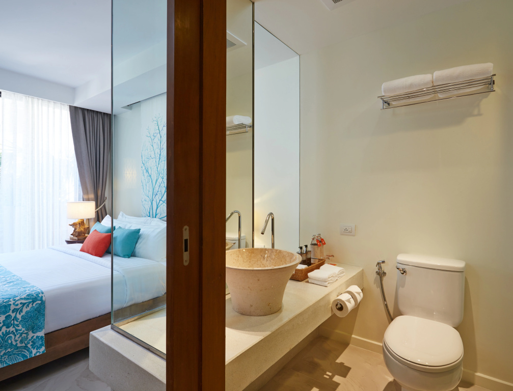 Bandara Beach Resort, Phuket