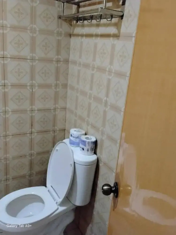 Room-serene Family Haven in Mambajao, Ph