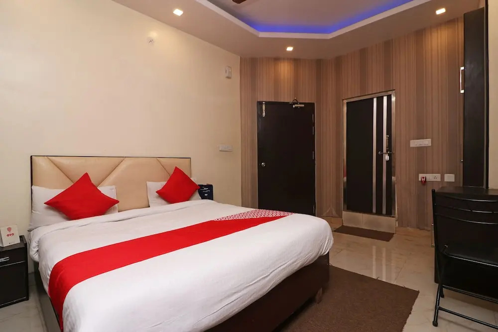 OYO 10750 O'live INN