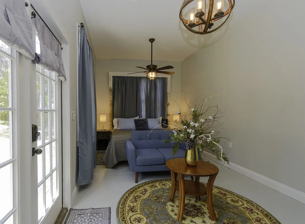 Clermont Bluffs B&B