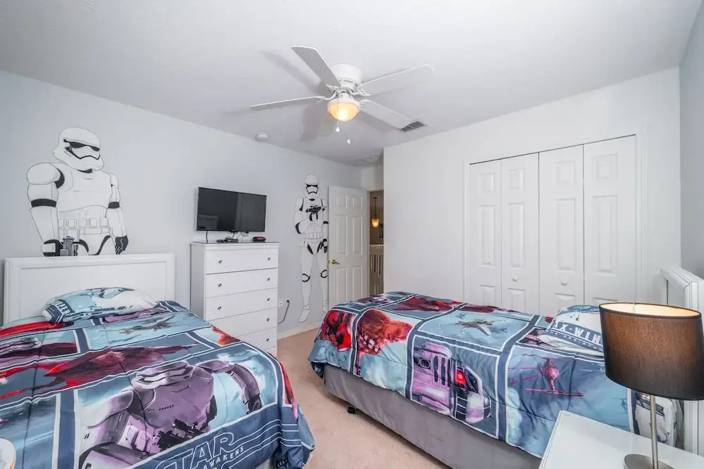 1219 Gorgeous Home W/3-Master'Sgames Rmthemed Rm
