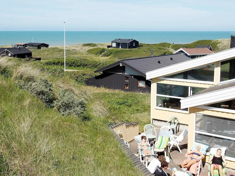 Seerene Holiday Home With Sauna at Lønstrup