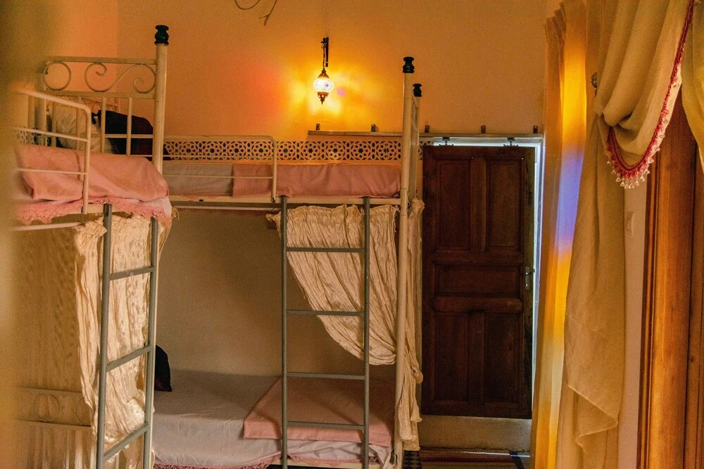 Sendis Hostel