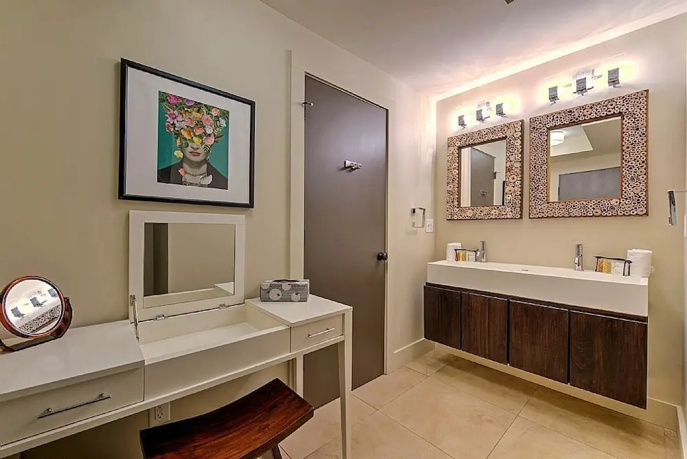 Mountain Cove 7 Bedroom Home