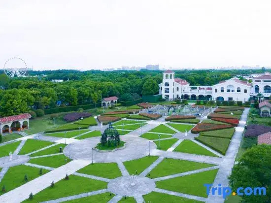 Shanghai ·  Gu Village Resort Estate