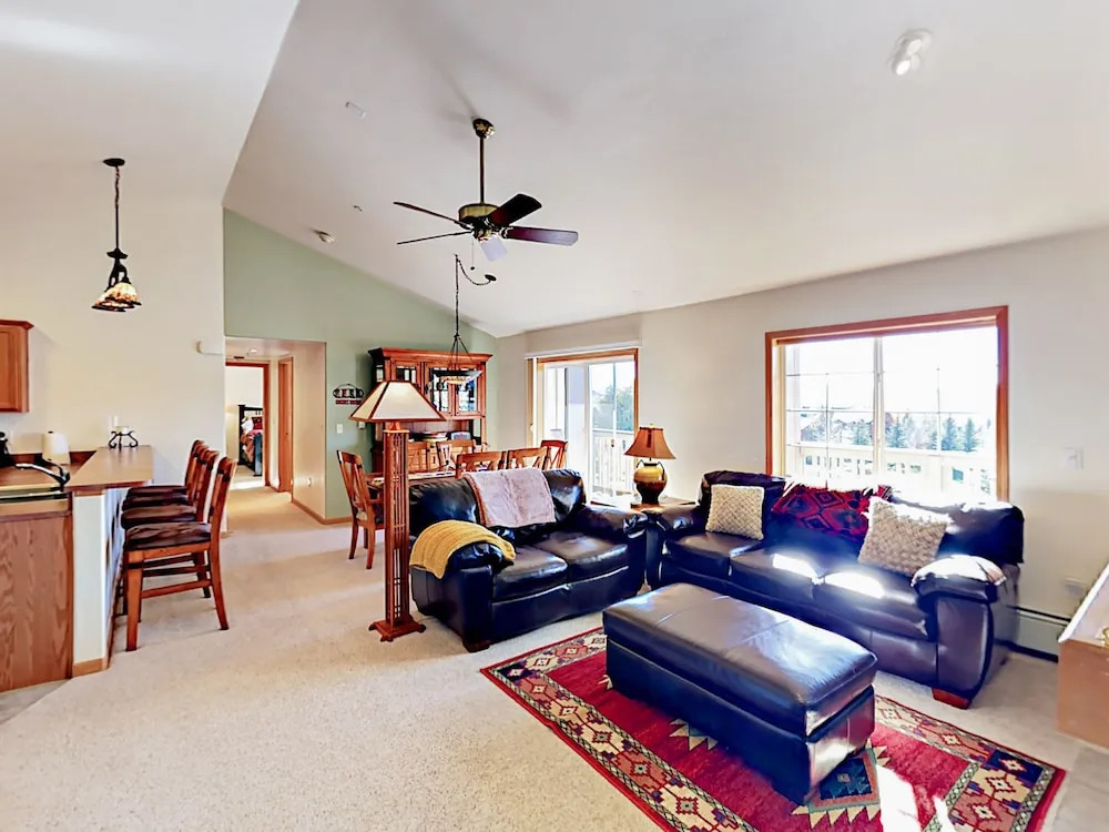 Columbine Condo #308 2 Bedrooms 2 Bathrooms Condo