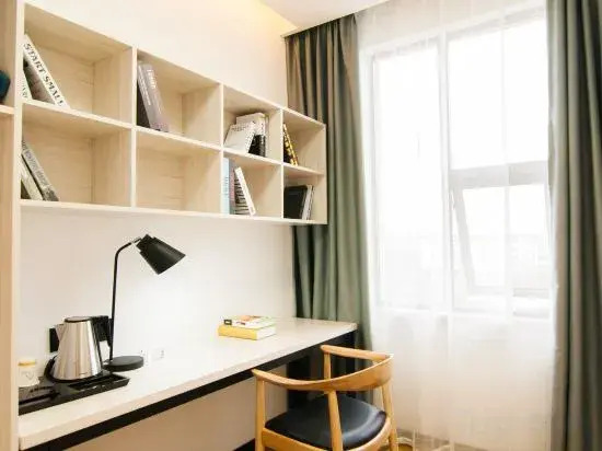 Delicacy and Warm·Gardenia Blossom Hotel (Baicheng University Town Medical College)