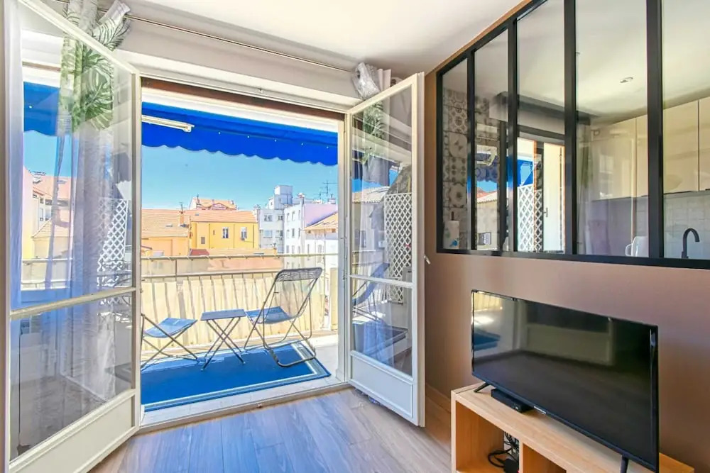 2948 - Cannes