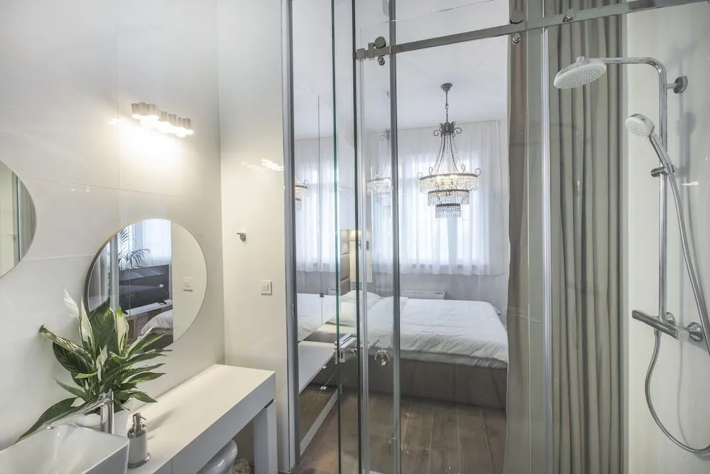 AH Design Luxury Apartments