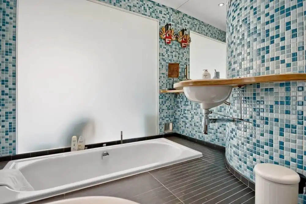 Converted Warehouse 1 bed apt in Clerkenwell
