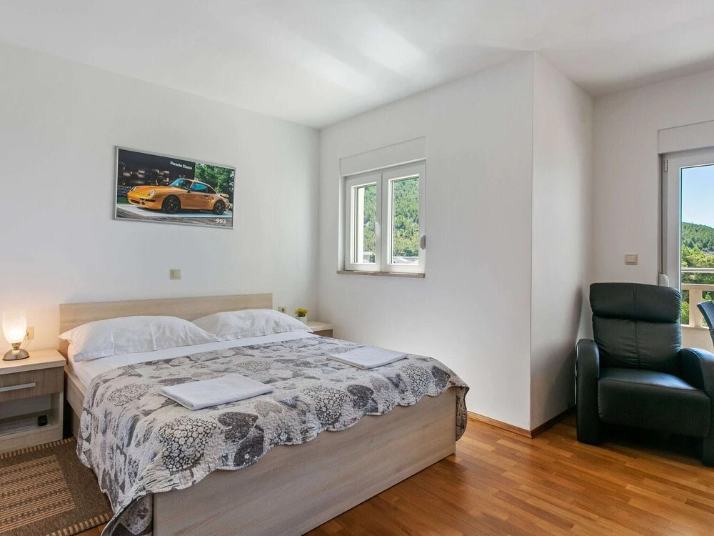 Contemporary Apartment in Drvenik With Balcony