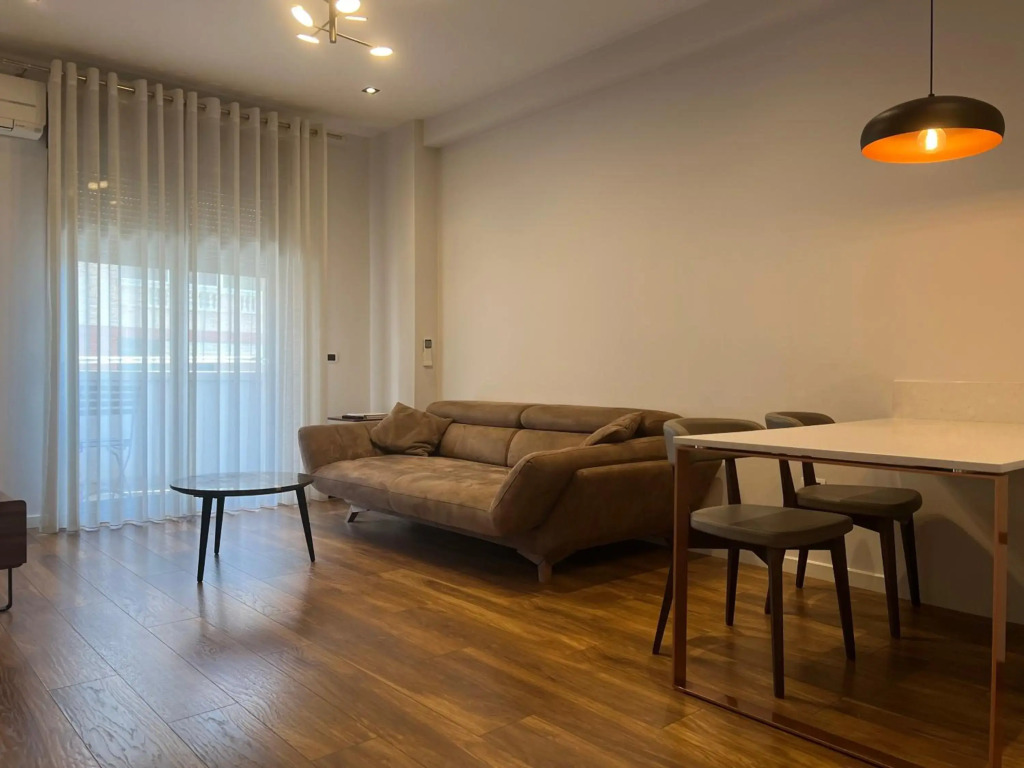 Skanderbeg Square Deluxe 3