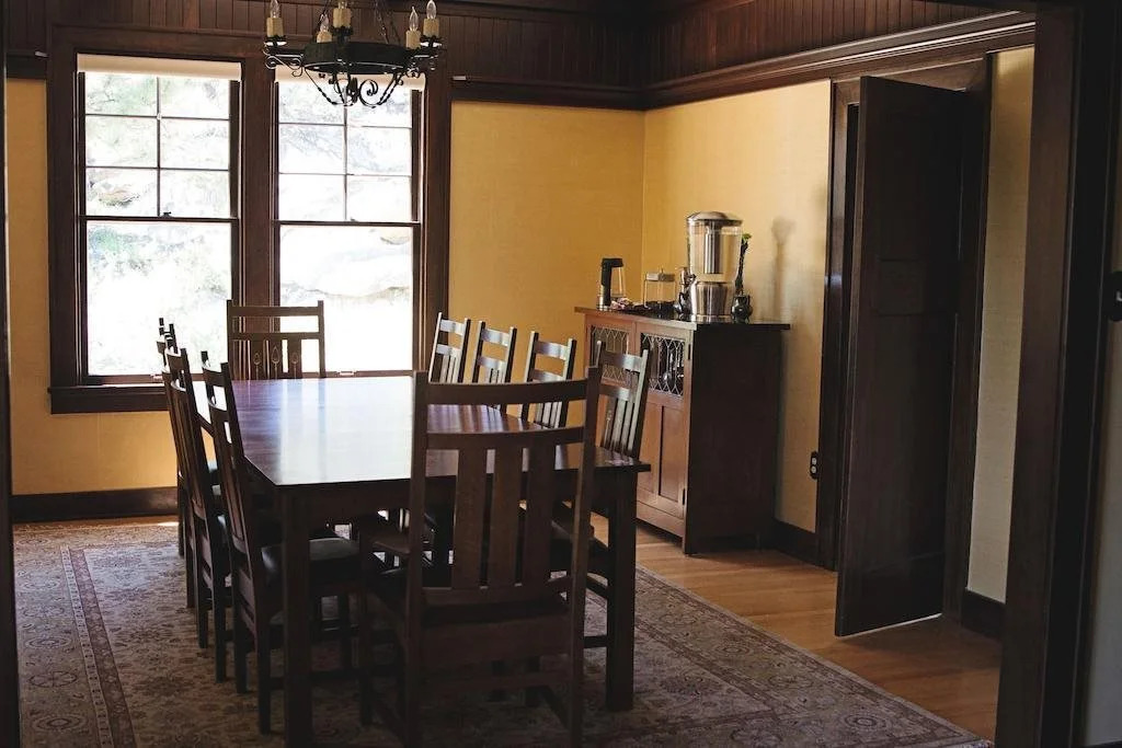 The Golden Leaf Inn