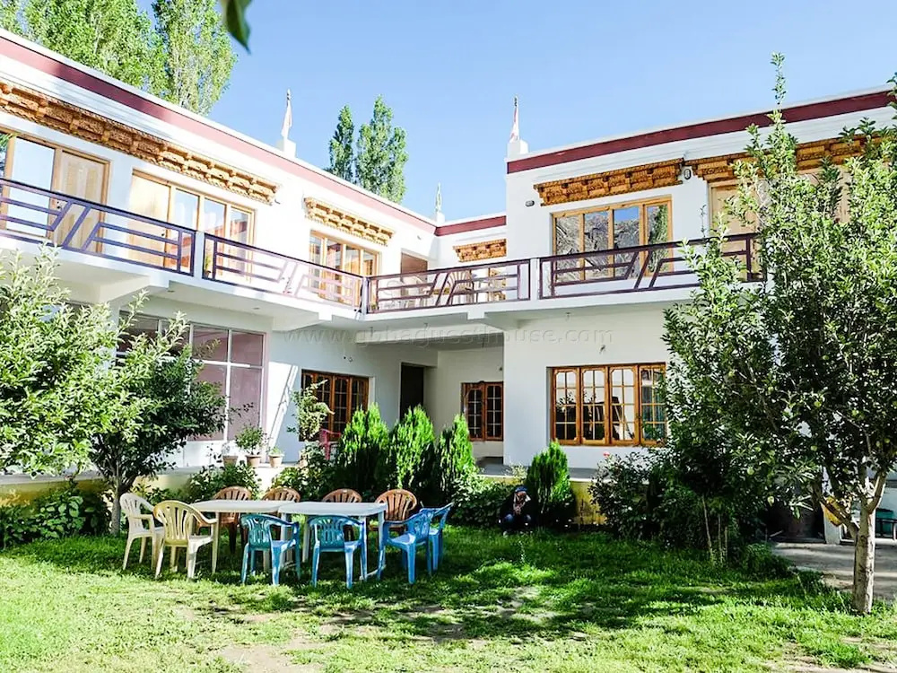 Shorkhan Guest House