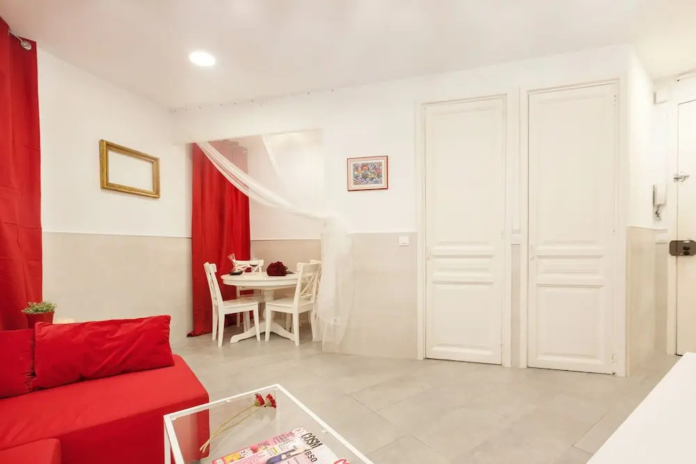 Comfy Corner E1
