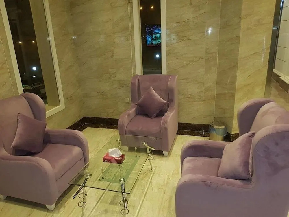 Tiran Island Suites