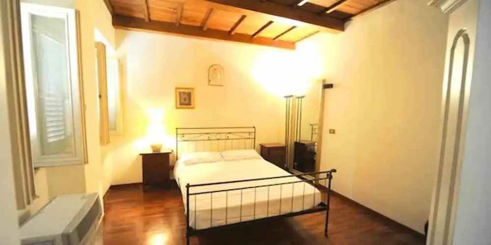 Spanish Steps Oasis Suite