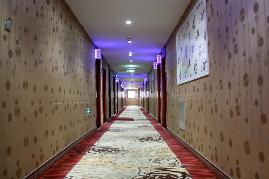 Pai Hotel (Beijing Happy Valley Dayangfang Road)