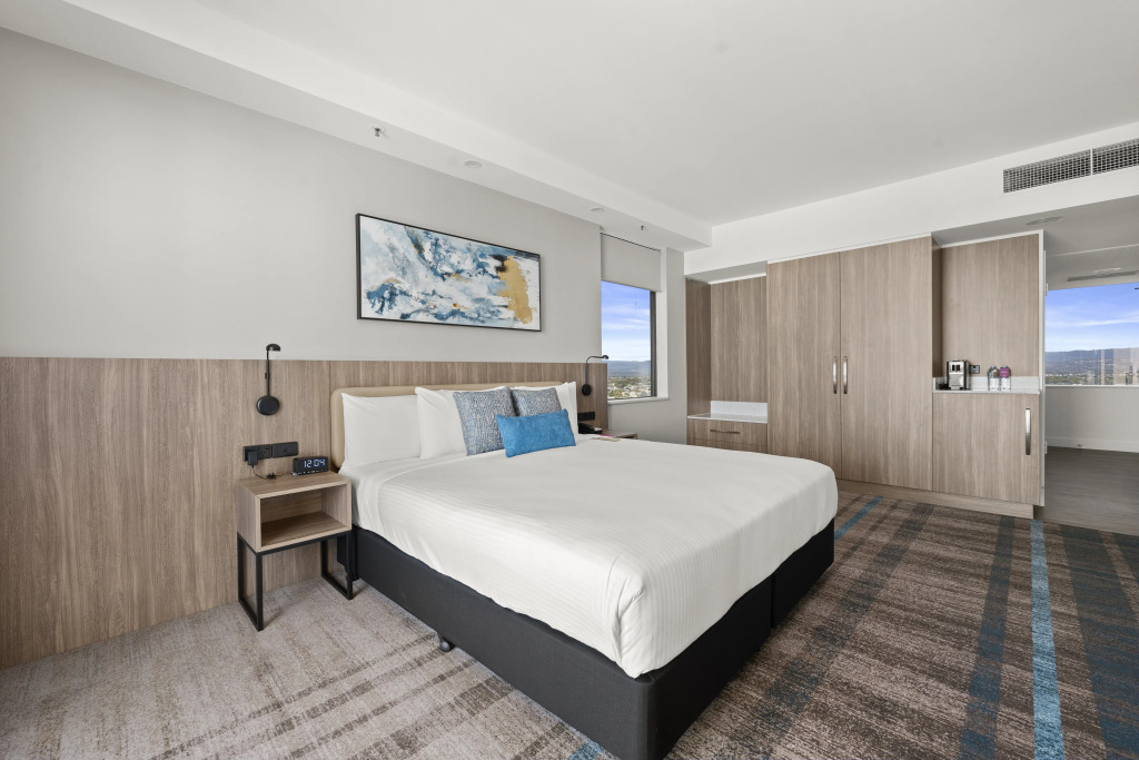 Crowne Plaza Surfers Paradise by IHG