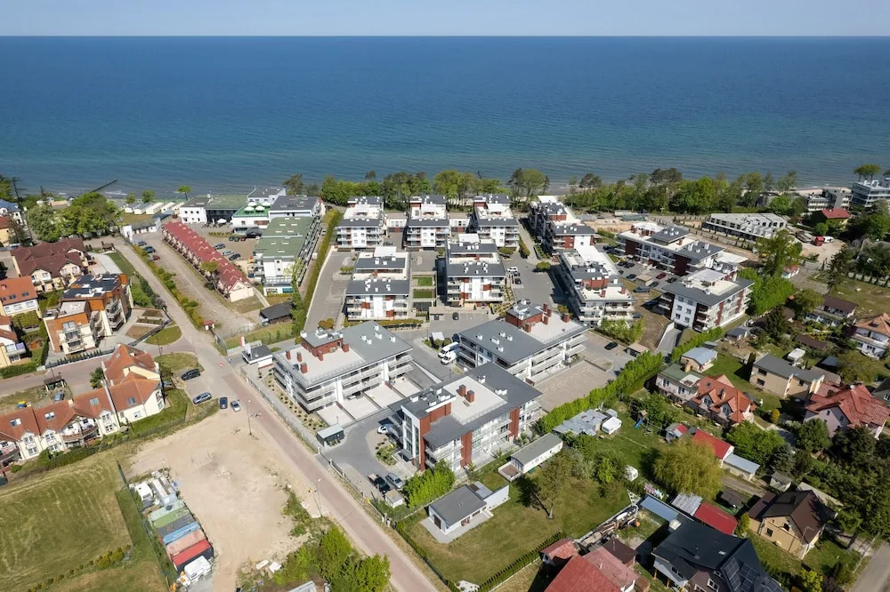 Klifowa Resort with SPA, Fitness & Kids Club by Noclegi Renters