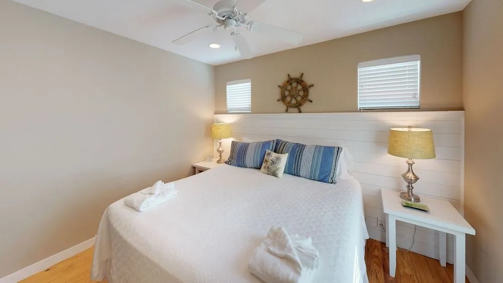 Dockside House SC #2 4 Bedrooms 2.5 Bathrooms Home