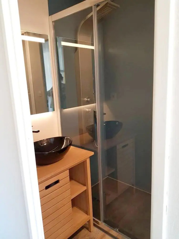Studio in Saint-cyprien, With Wonderful sea View, Pool Access and Furnished Terrace - 500 m From the Beach
