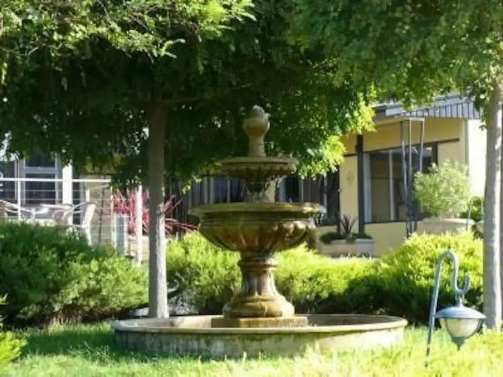Tamar Cove Motel