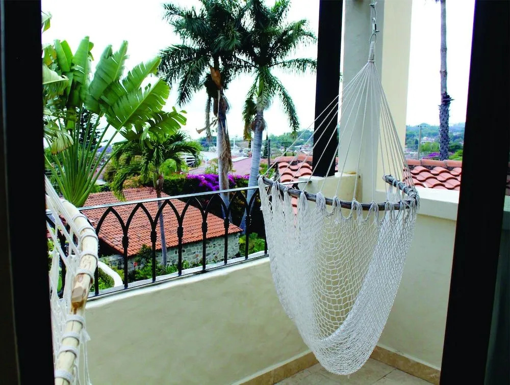 Hotel Lindo Ajijic Bed & Breakfast