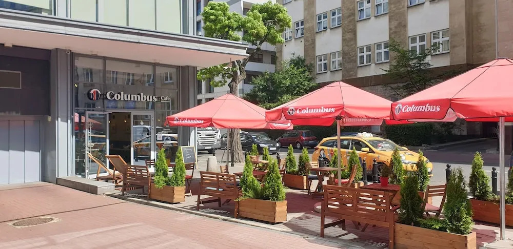 Anton Apartments