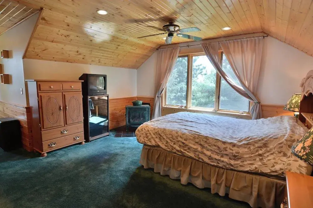 Kenny Lodge
