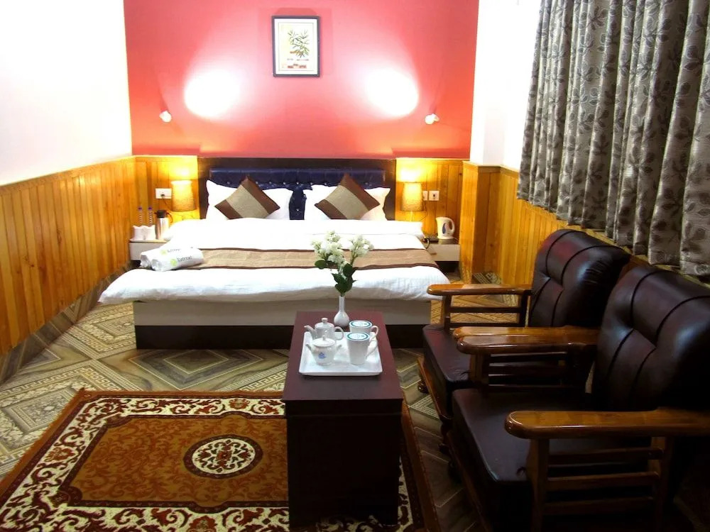 Retreat Hotel & Spa